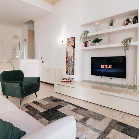 Four Luxury Art Appartement Palermo Buitenkant foto