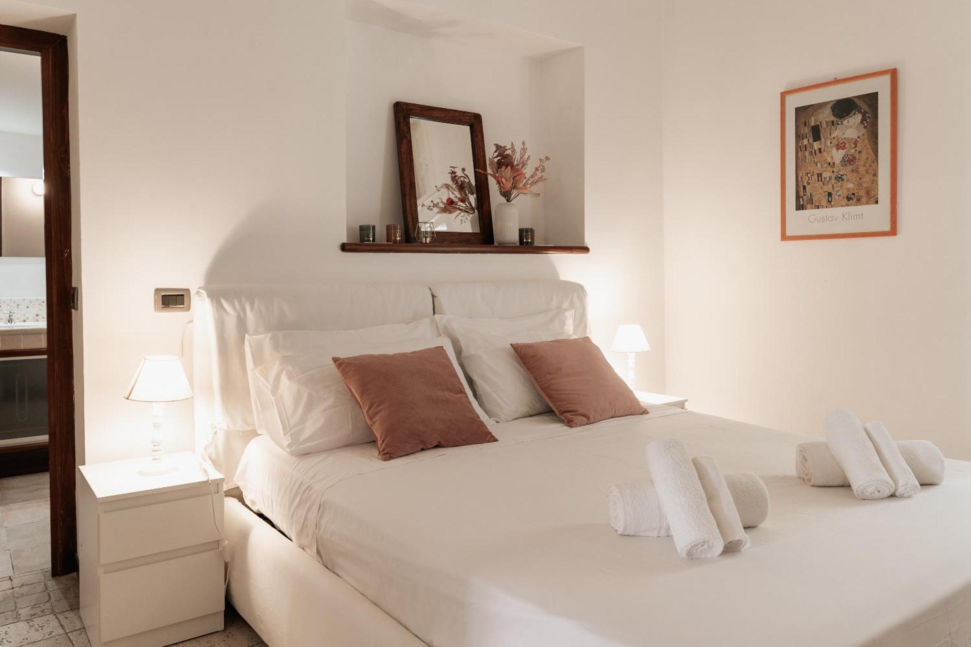 Four Luxury Art Appartement Palermo Buitenkant foto