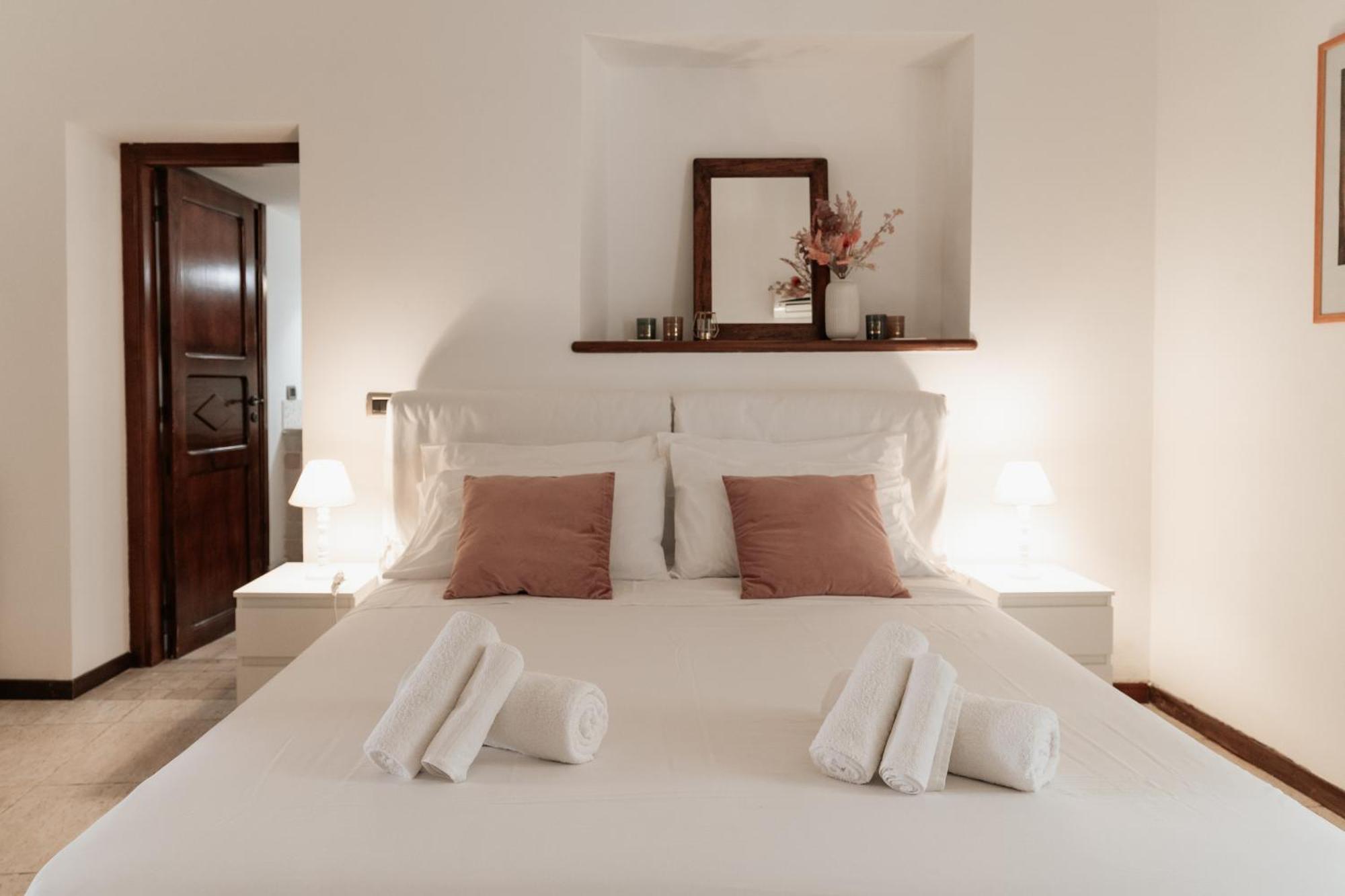 Four Luxury Art Appartement Palermo Buitenkant foto
